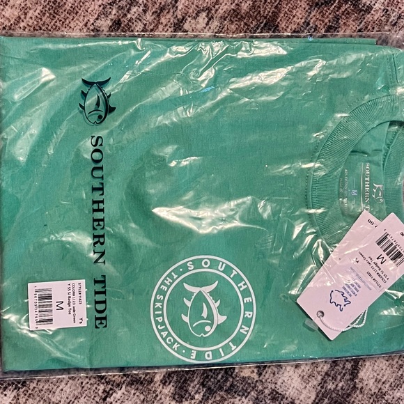 Southern Tide Little/Big Boys Skipjack Badge T-Shirt - Picture 2 of 2